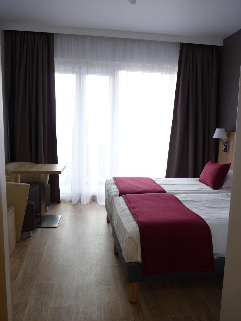 Logis Hotel Notre-Dame De Bonne Fontaine Danne-et-Quatre-Vents Ngoại thất bức ảnh