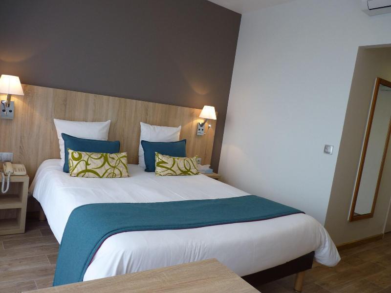 Logis Hotel Notre-Dame De Bonne Fontaine Danne-et-Quatre-Vents Ngoại thất bức ảnh