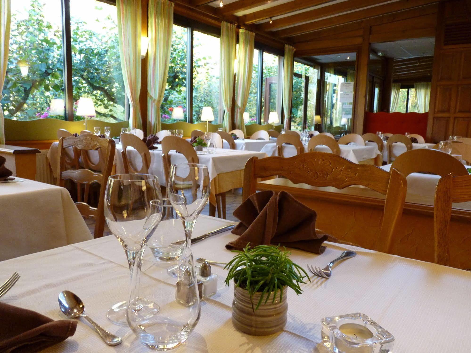 Logis Hotel Notre-Dame De Bonne Fontaine Danne-et-Quatre-Vents Ngoại thất bức ảnh