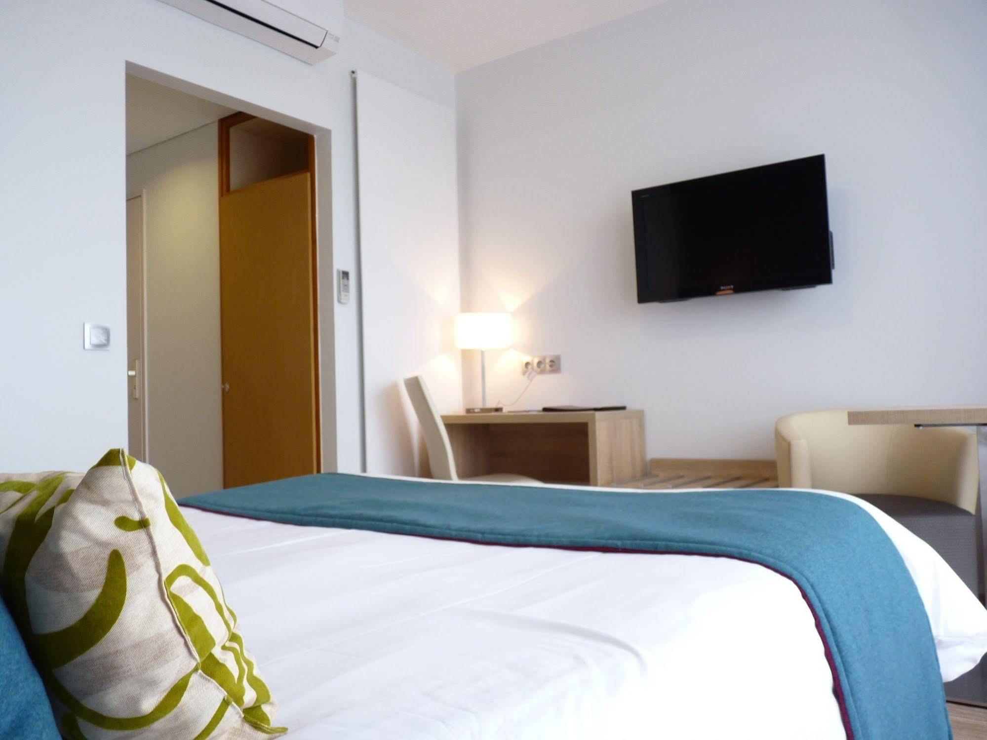 Logis Hotel Notre-Dame De Bonne Fontaine Danne-et-Quatre-Vents Ngoại thất bức ảnh