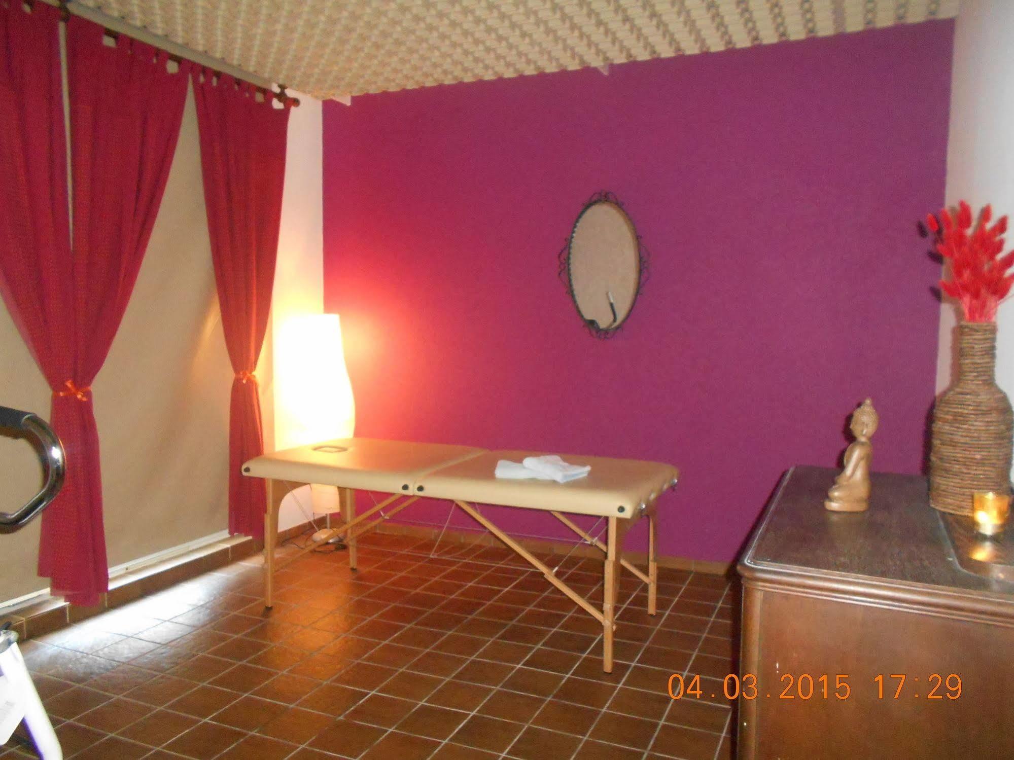 Logis Hotel Notre-Dame De Bonne Fontaine Danne-et-Quatre-Vents Ngoại thất bức ảnh